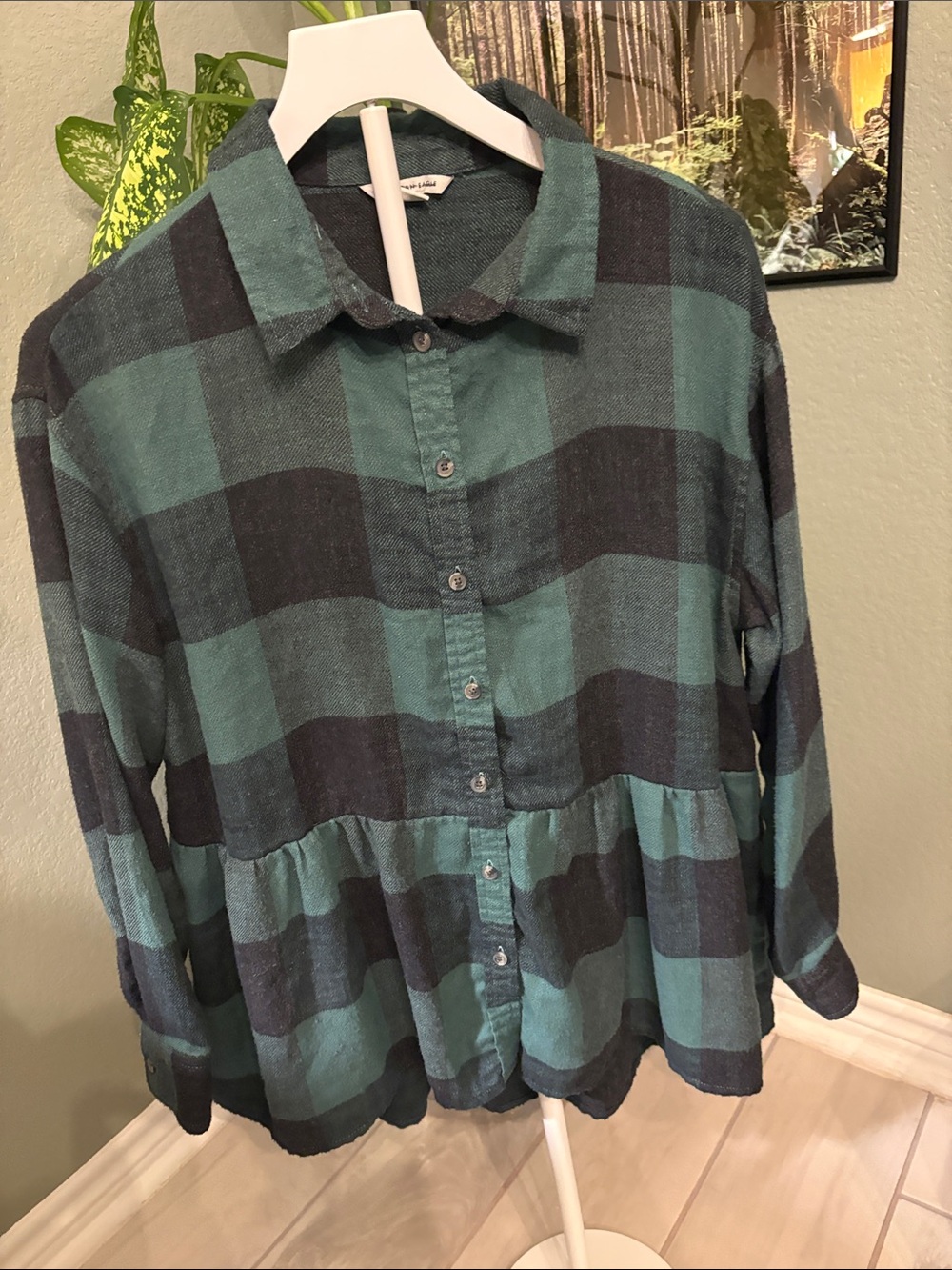 American Eagle Outfitters Teal & Black Plaid Button-Down Peplum Shirt